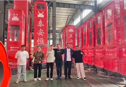 海外客戶(hù)考察泰安恒大機(jī)械工廠